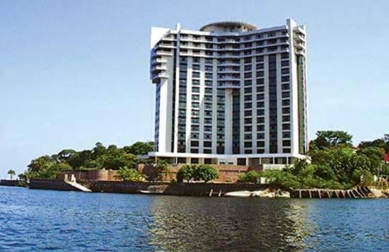 מנאוס Tropical Executive Hotel Flats מראה חיצוני תמונה